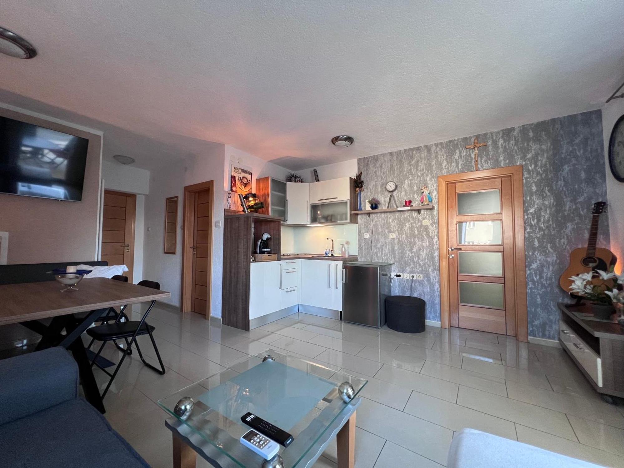 Apartment Mira - Sea View تروغير المظهر الخارجي الصورة